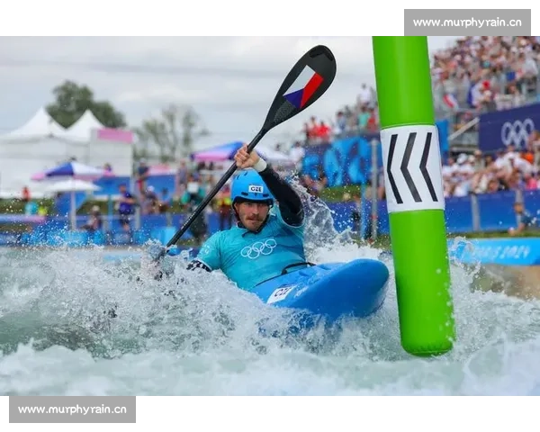 极速挑战水上极限 皮划艇比赛激烈角逐精彩瞬间全纪录
