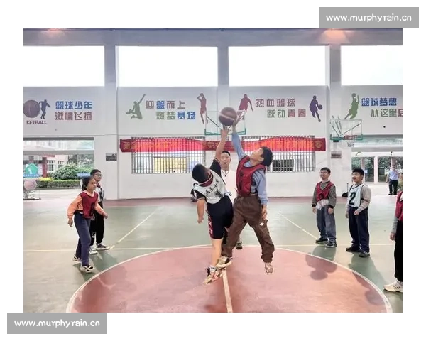 巅峰对决篮球赛激情上演强强碰撞点燃全场热血荣耀之夜争冠时刻来